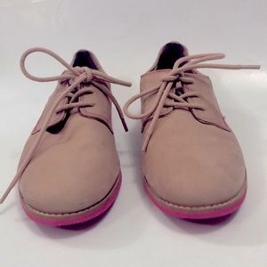 Splendid 9 Flat shoe Laces Light Pink & Hot pink Suede in Excellent Condition